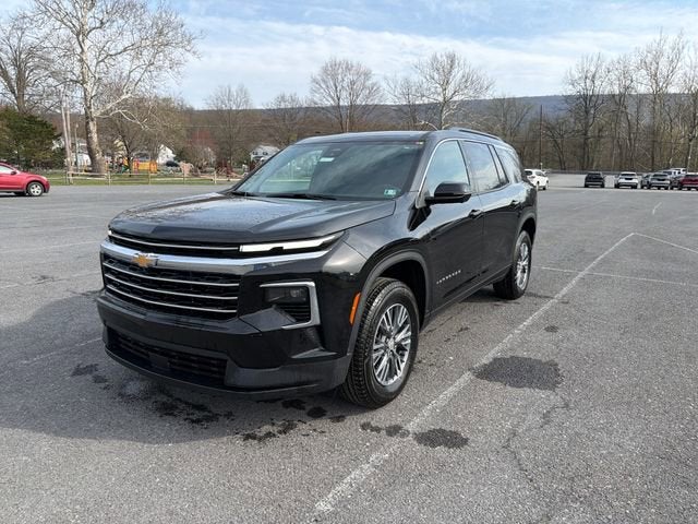 2026 Chevrolet Traverse LT in Mosaic Black Metallic — front three-quarter view