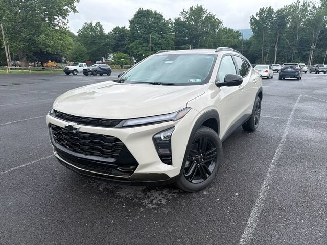 2026 Chevrolet Trax ACTIV in White Sands — front three-quarter view